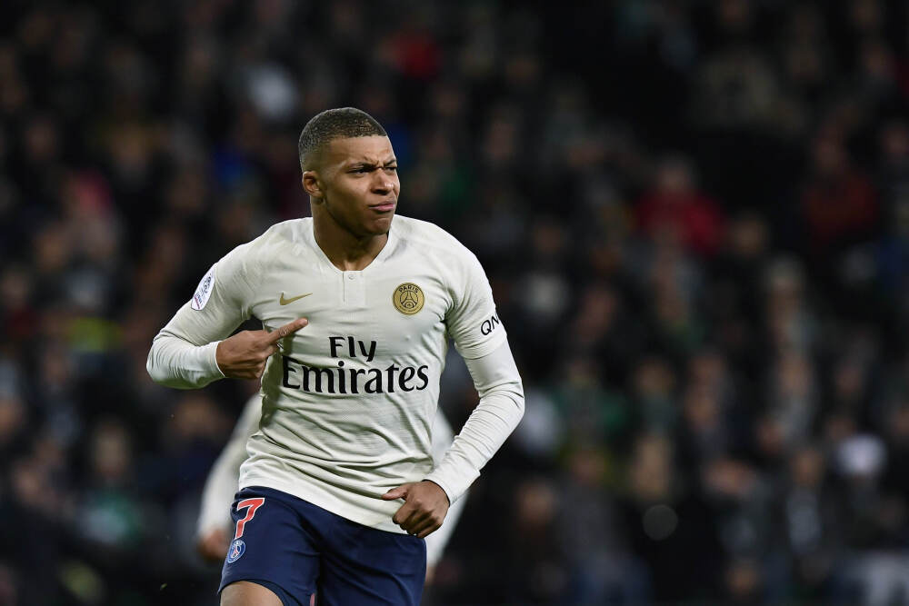 李彦宏：百度搜索绝大部分结果由 AI 生成，AI API 全面开放